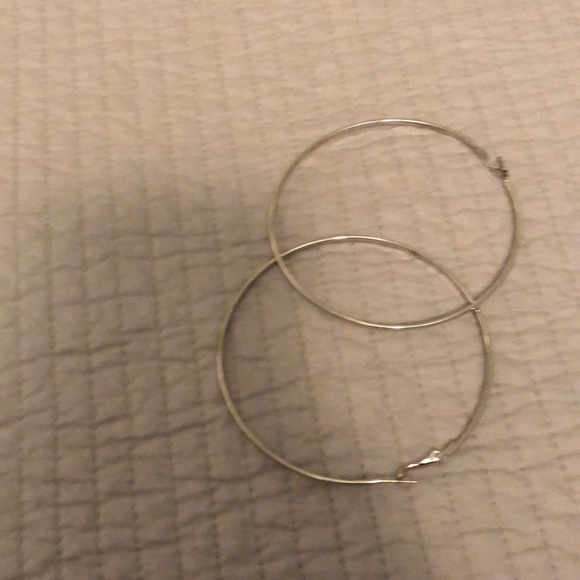 Hoops. - Picture 3 of 3